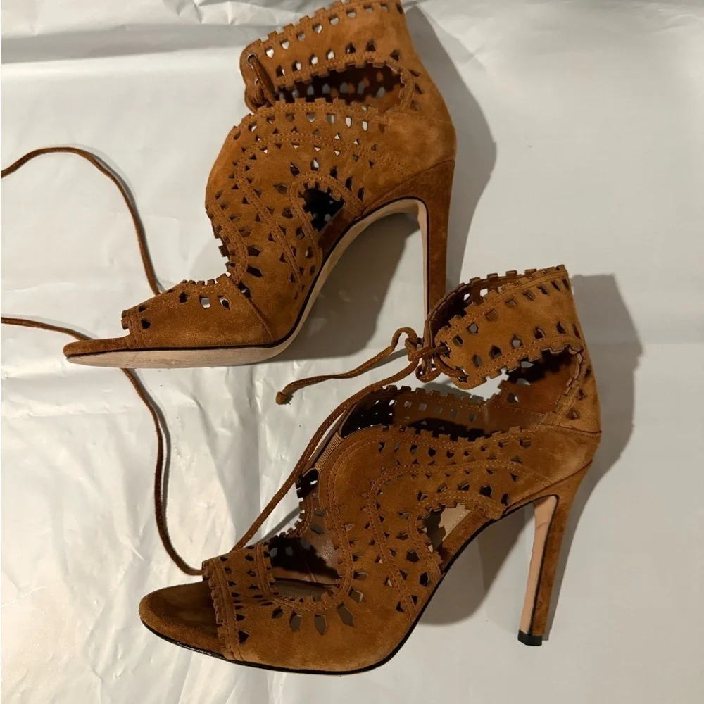 Via Spiga Elysia Perforated Heel Size 6